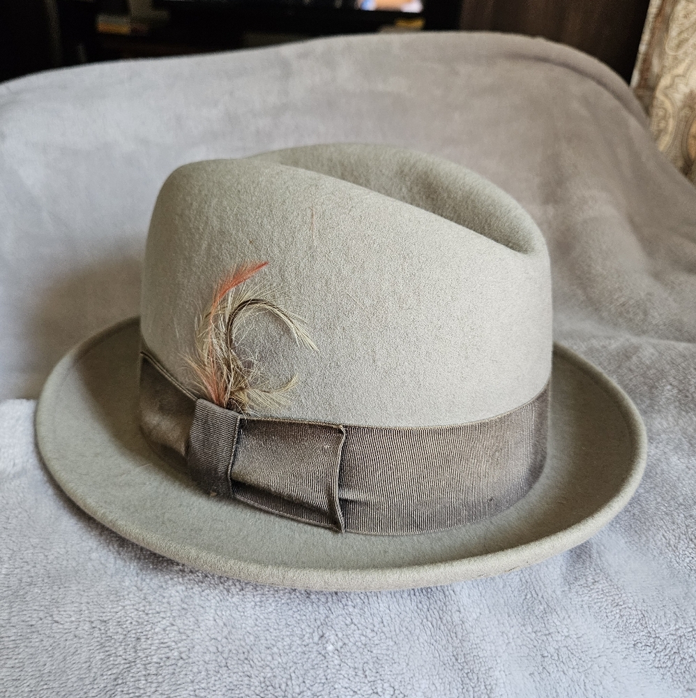 Light Grey Fedora With Feathers